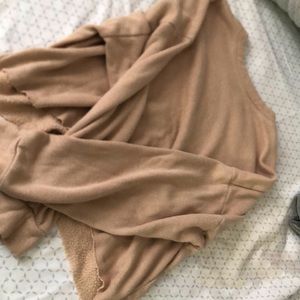 pink/tan long sleeve crop top